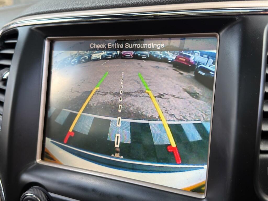 Jeep Grand Cherokee Summit Crd Red #33