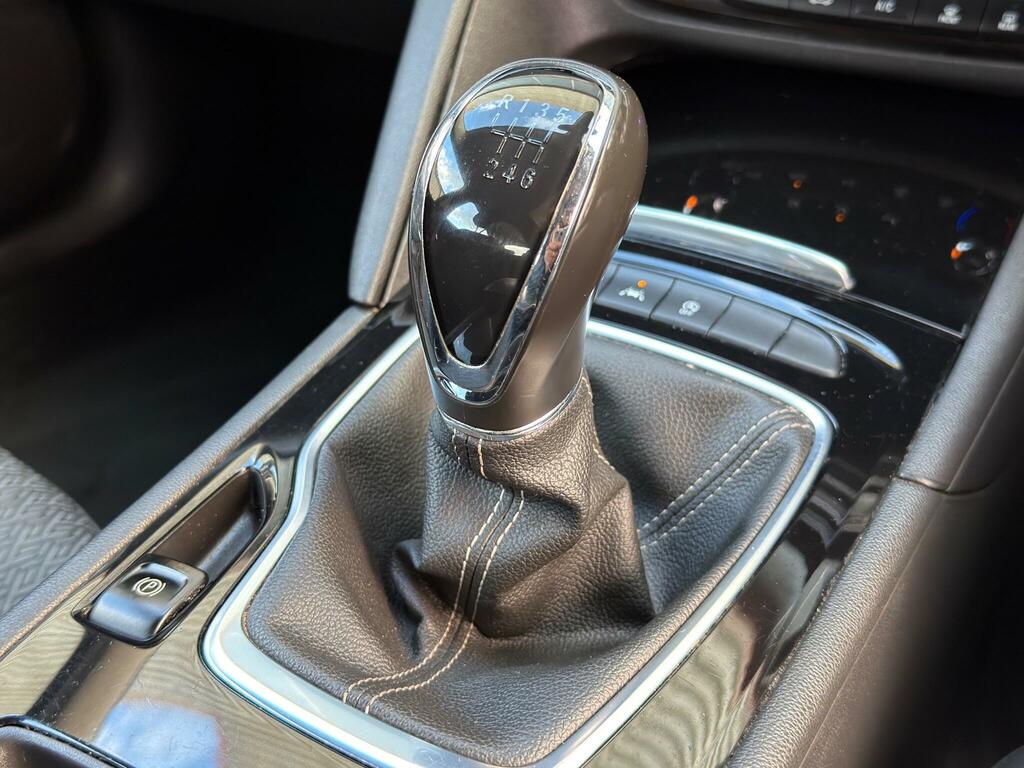 Vauxhall Insignia Turbo D Blueinjection Elite Grey #36