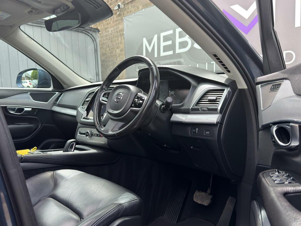 Volvo XC90 Momentum Blue #6
