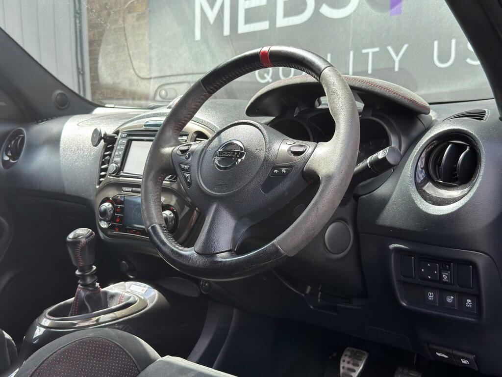 Nissan Juke  Red #24