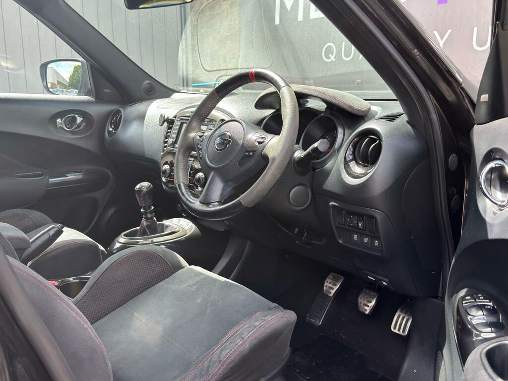 Nissan Juke  Red #10