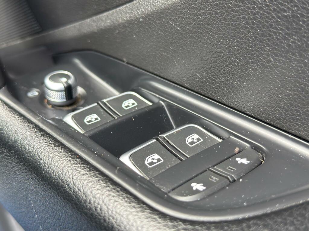 Audi Q2 Tfsi S Line Grey #26