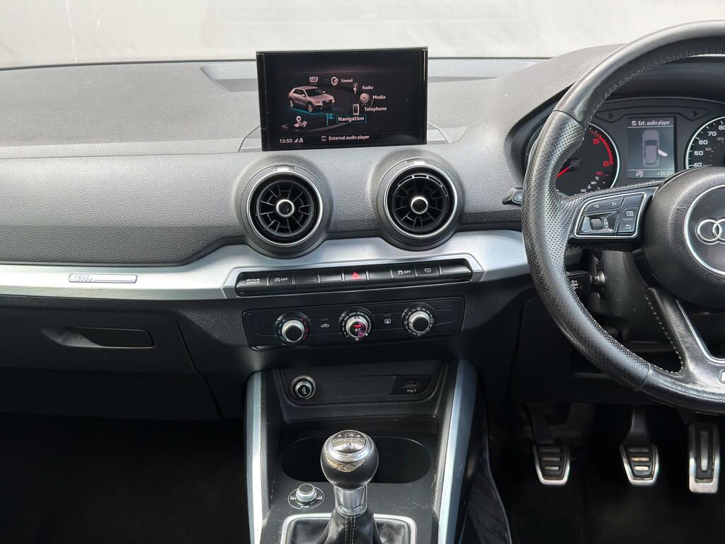 Audi Q2 Tfsi S Line Grey #31