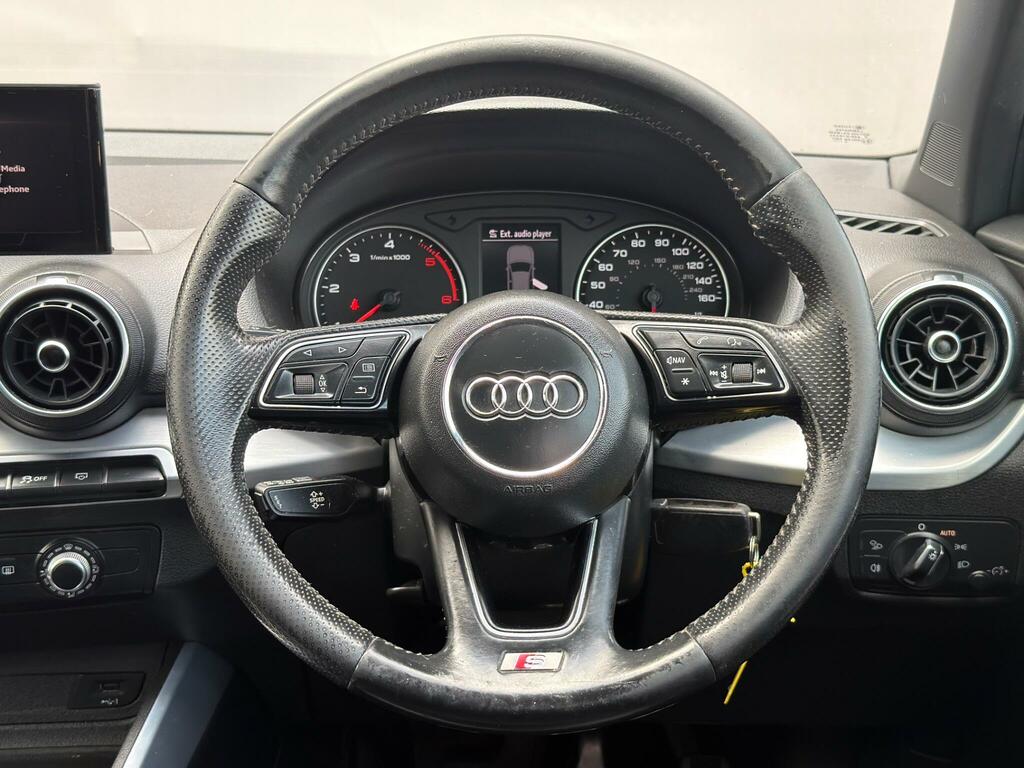 Audi Q2 Tfsi S Line Grey #49