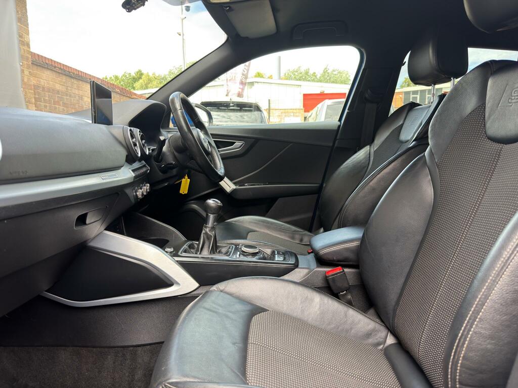 Audi Q2 Tfsi S Line Grey #44