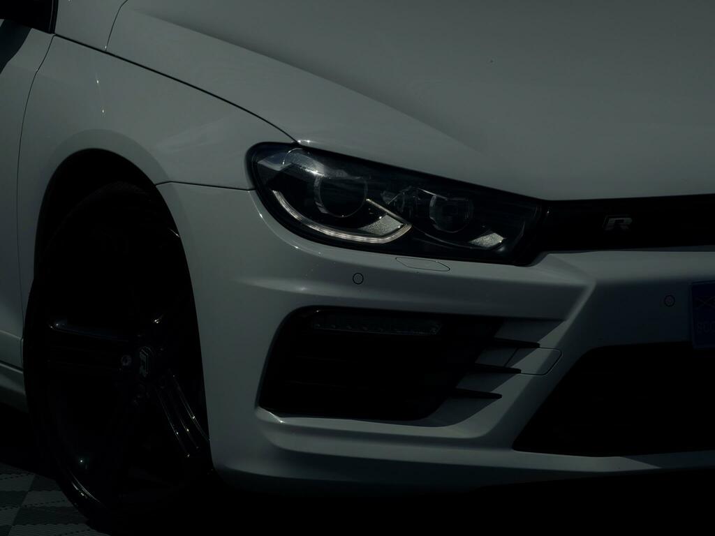 Volkswagen Scirocco R White #3