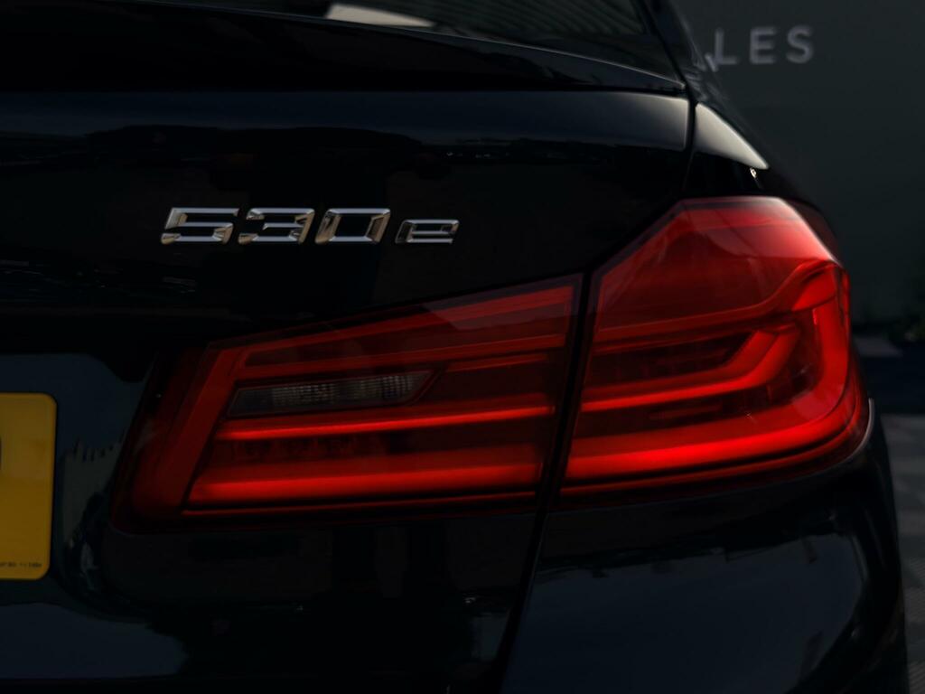 BMW 5 Series M Sport Black #5