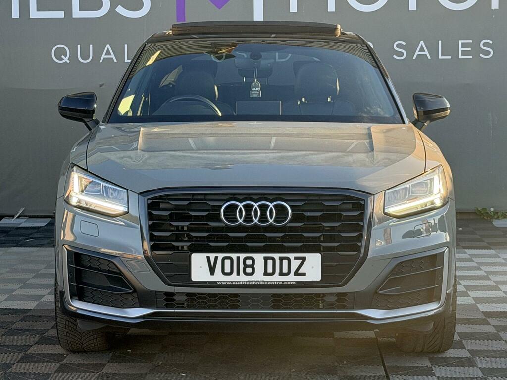 Audi Q2 Edition 1 Grey #3
