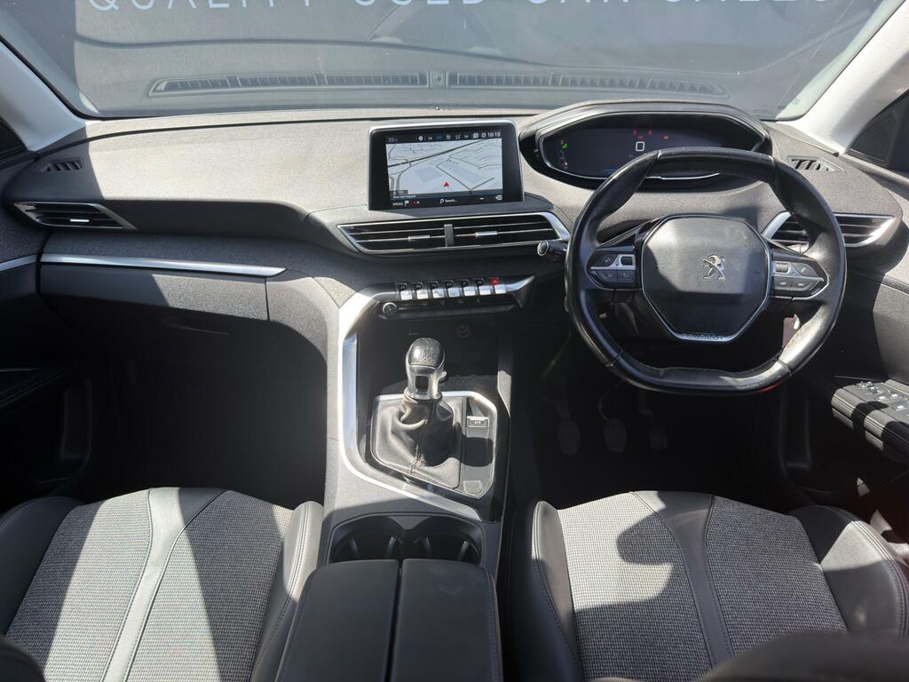 Peugeot 5008 Suv Green #12