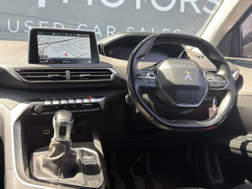 Peugeot 5008 Suv Green #38