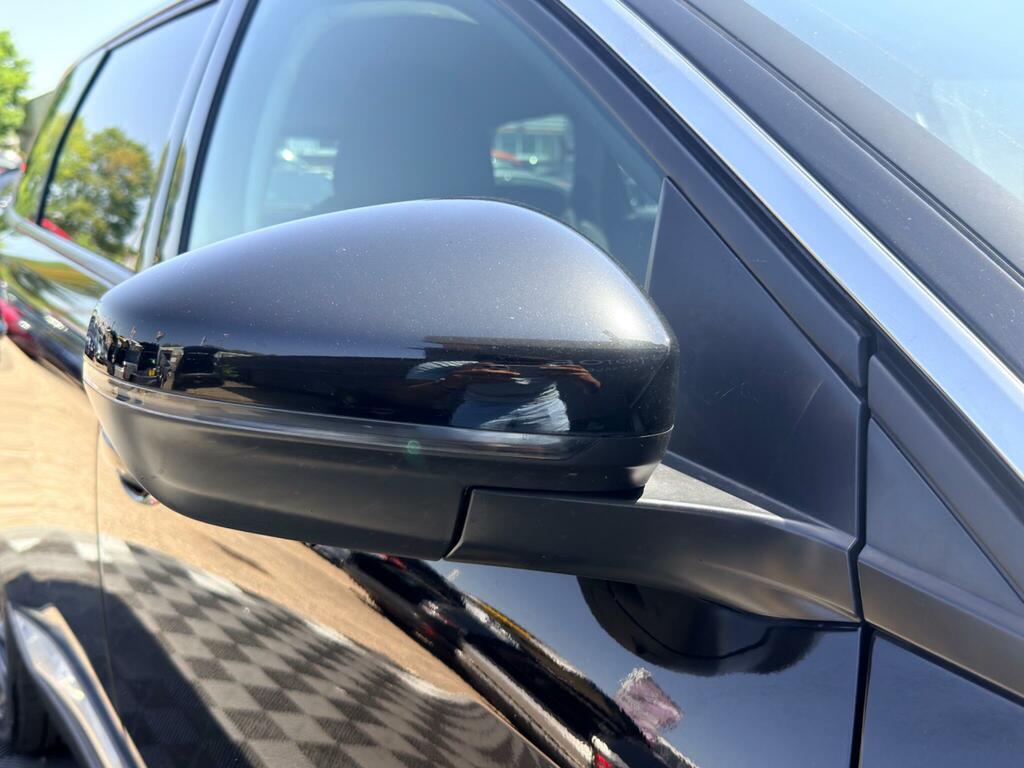 Peugeot 5008 Suv Green #8