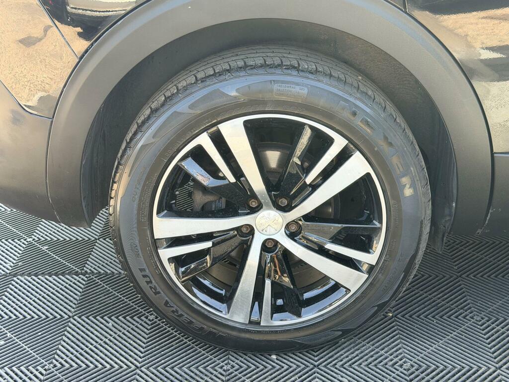 Peugeot 5008 Suv Green #7