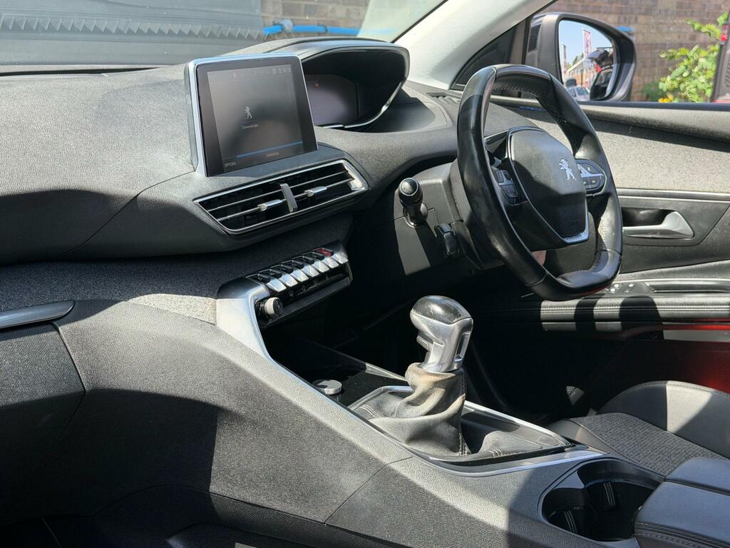 Peugeot 5008 Suv Green #39