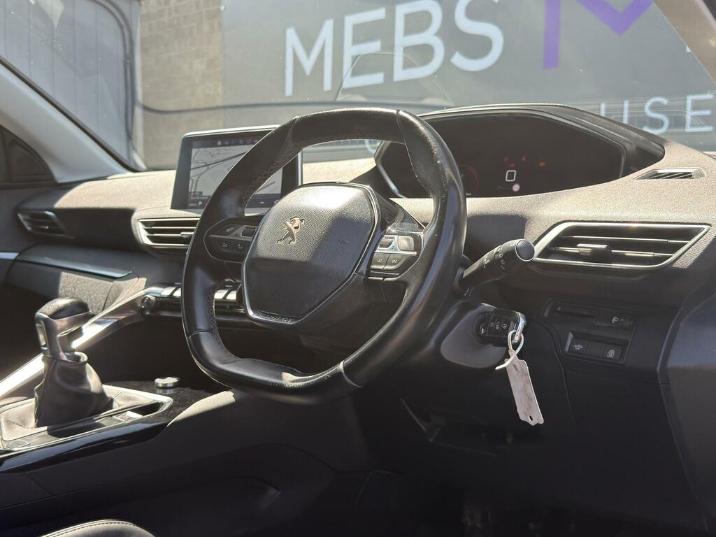 Peugeot 5008 Suv Green #24