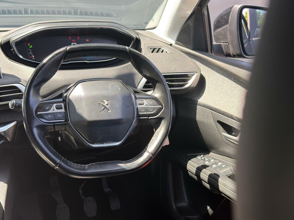 Peugeot 5008 Suv Green #13