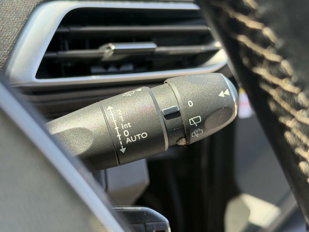 Peugeot 5008 Suv Green #28
