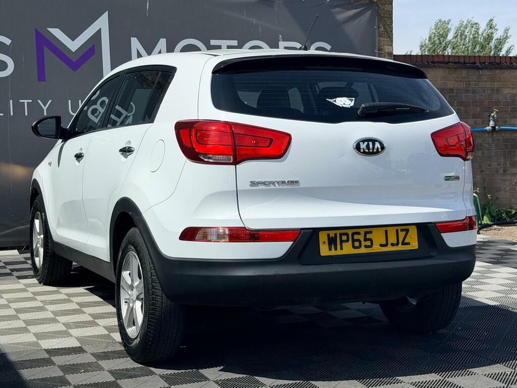 Kia Sportage 1.6 2 Isg 133 Bhp White #17