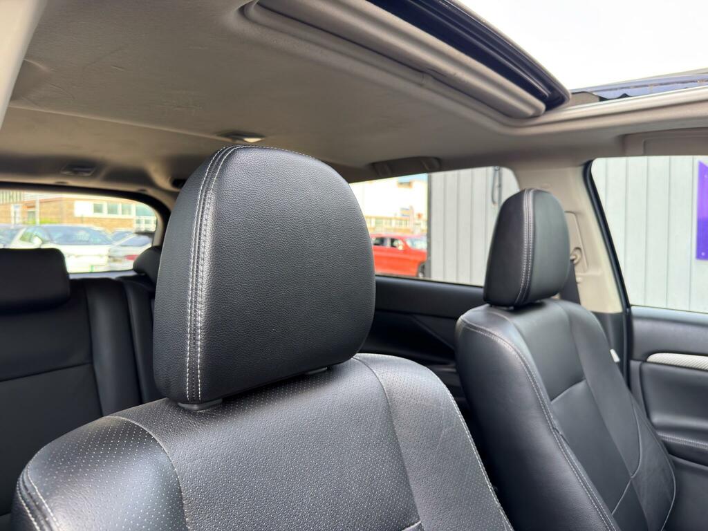 Mitsubishi Outlander 2.2 Di-d Gx4 Estate  #24