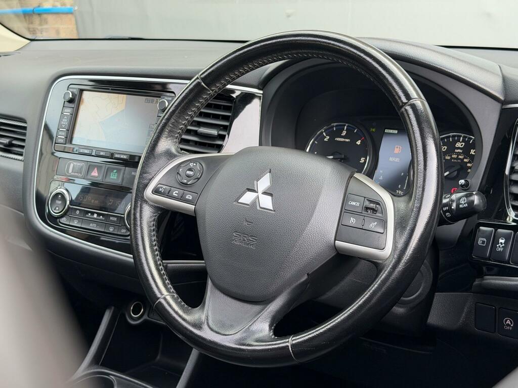 Mitsubishi Outlander 2.2 Di-d Gx4 Estate  #11