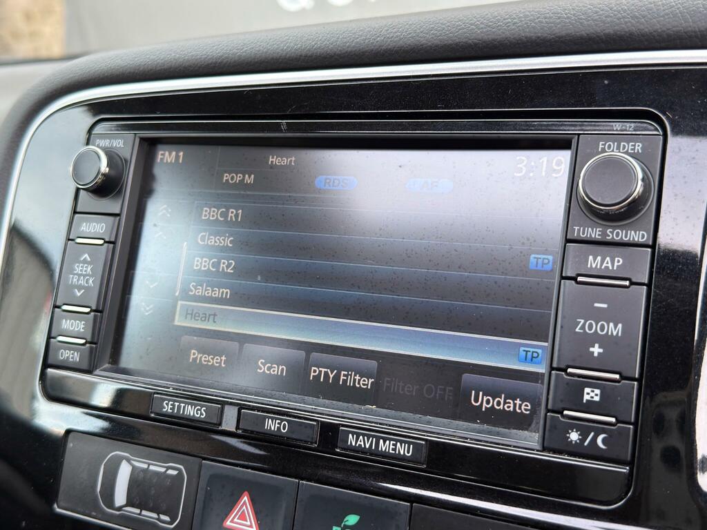 Mitsubishi Outlander 2.2 Di-d Gx4 Estate  #36