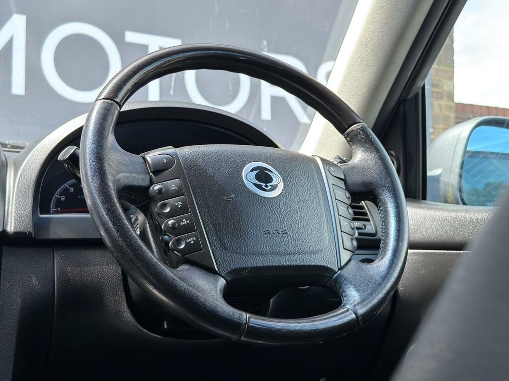 SsangYong Rexton 4X4 2.0 E-xdi Ex T-tronic 4Wd 201414 Black #43
