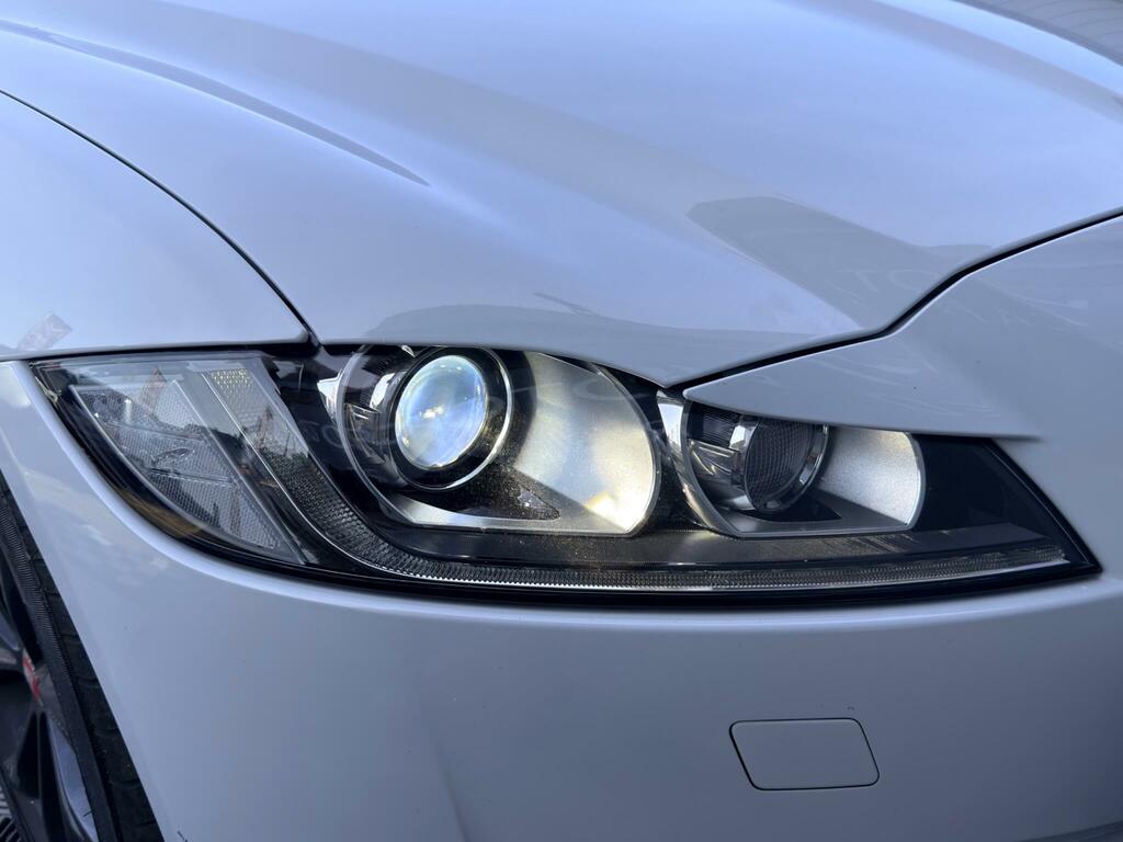 Jaguar XF 2.0D 180 R-sport Grey #9