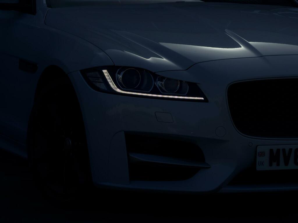 Jaguar XF R-sport White #4