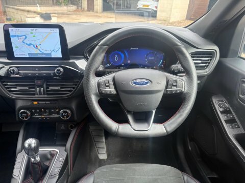 Ford Kuga 2020 20 St-line CA20XVO White #2