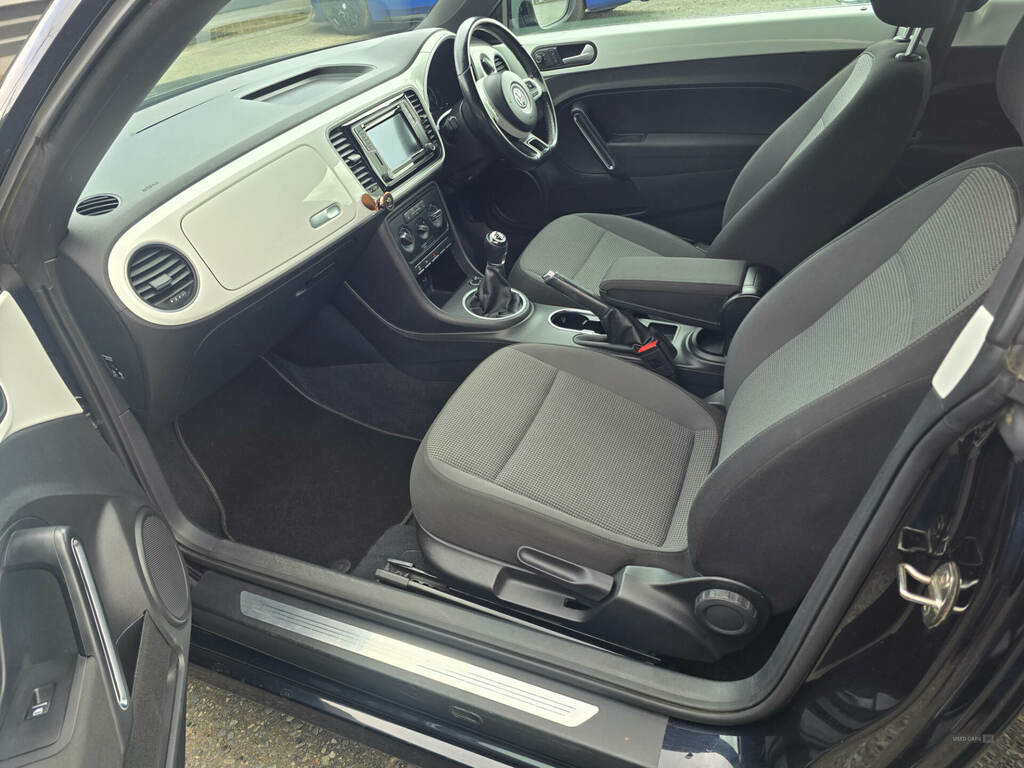 Volkswagen Beetle 2.0 Tdi 150 Design Black #5