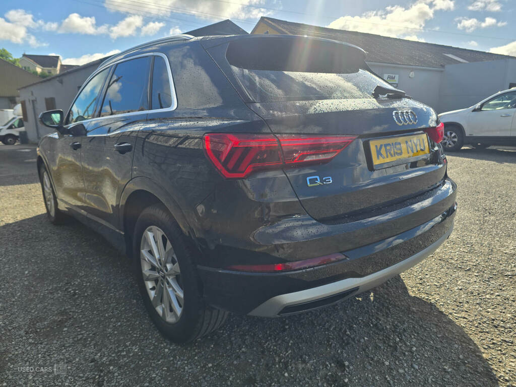 Audi Q3 35 Tdi Sport S Tronic KR19NYU Black #3