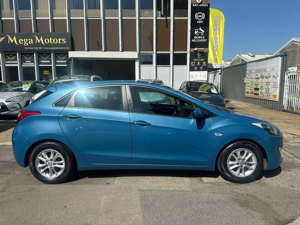 Hyundai I30 Hatchback 1.6 Active Euro 5 201313 Blue #3