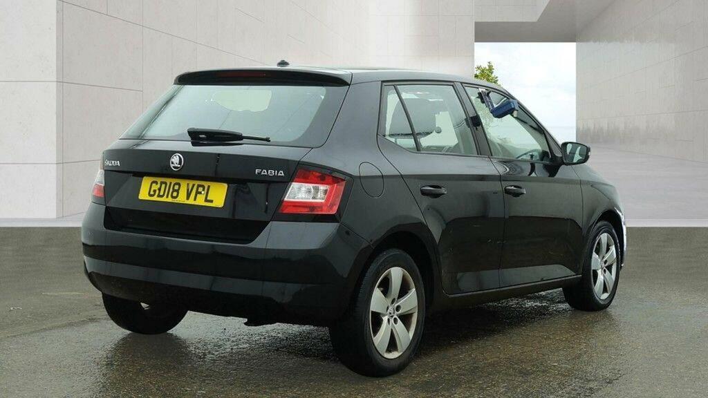 Skoda Fabia Hatchback 1.0 Tsi Se Euro 6 Ss 201818 Black #6