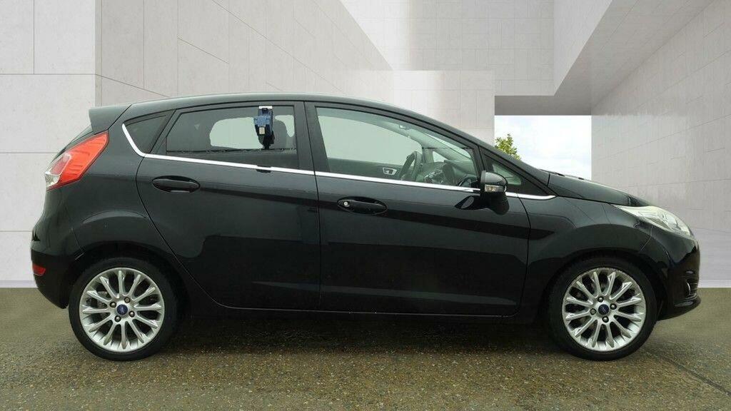 Ford Fiesta 1.5L Style Silver #11