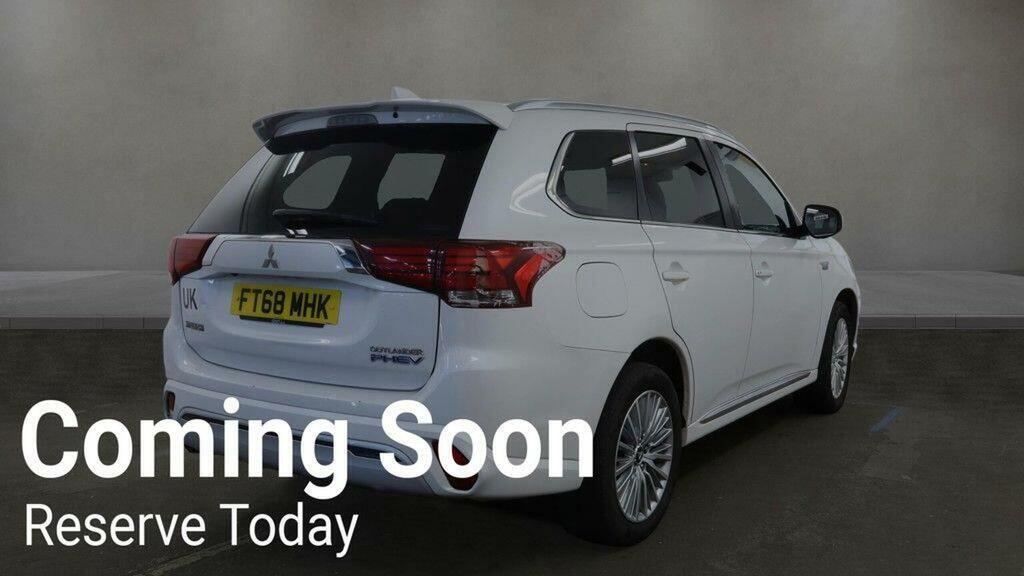 Mitsubishi Outlander 2.4H Twinmotor 13.8Kwh 4H Cvt 4Wd Euro 6 Ss White #2