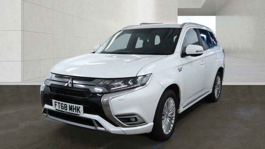Mitsubishi Outlander 2.4H Twinmotor 13.8Kwh 4H Cvt 4Wd Euro 6 Ss White #4