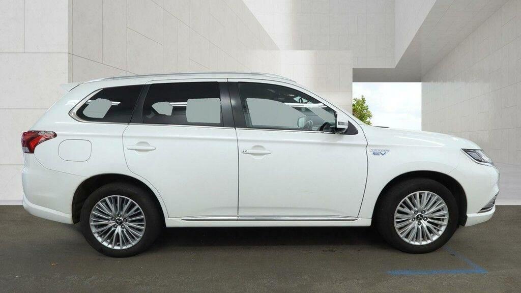 Mitsubishi Outlander 2.0 Phev 4H Black #7