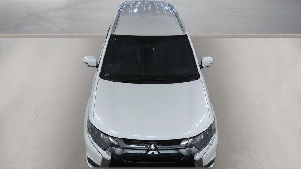 Mitsubishi Outlander 2.0 Phev 4H Black #9