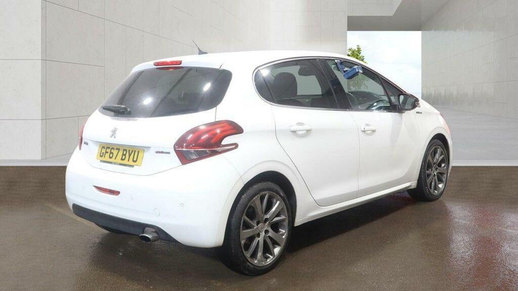Peugeot 208 1.6 Bluehdi Gt Line Euro 6 White #4