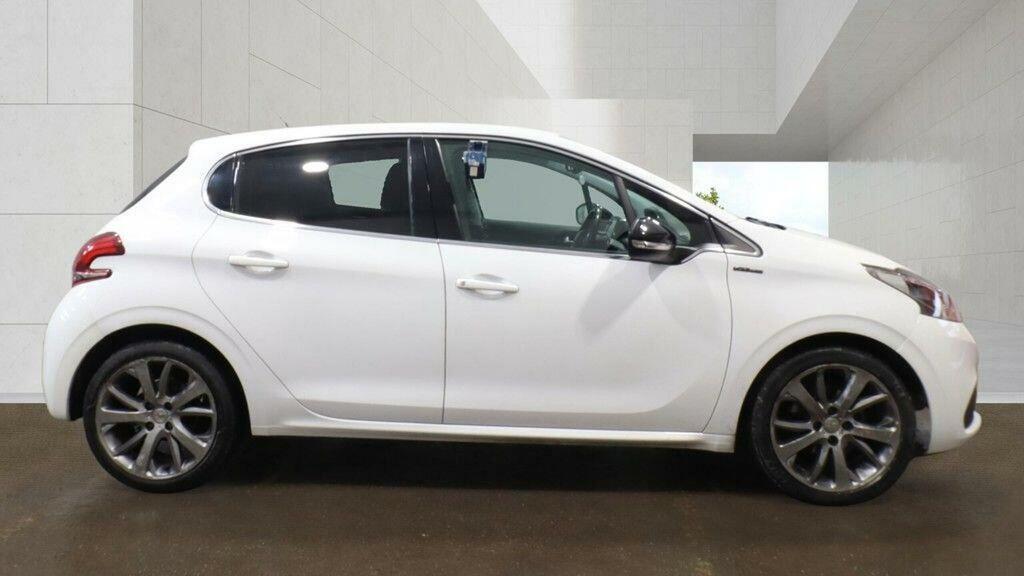 Peugeot 208 1.6 Bluehdi Gt Line Euro 6 White #5