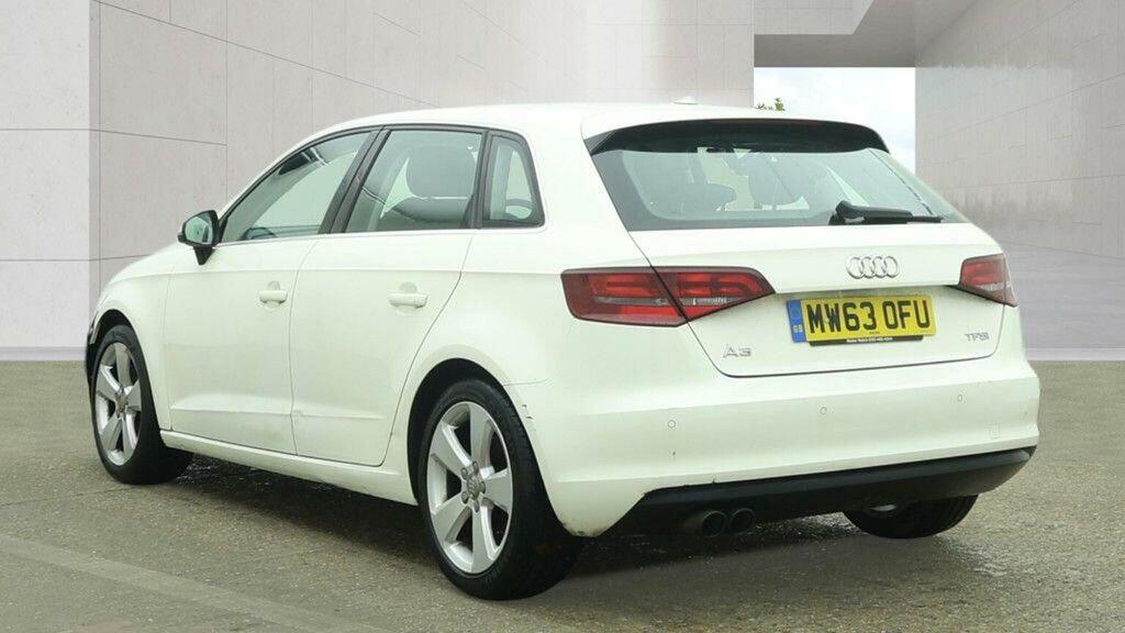 Audi A3 Hatchback 1.4 Tfsi Cod Sport Sportback S Tronic Eu MW63OFU White #3
