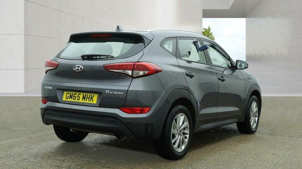 Hyundai Tucson 1.7 Crdi Blue Drive Se Nav Euro 6 Ss Grey #6