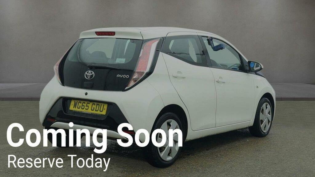 Toyota Aygo 1.0 Vvt-i X-play Euro 5 Euro 5 White