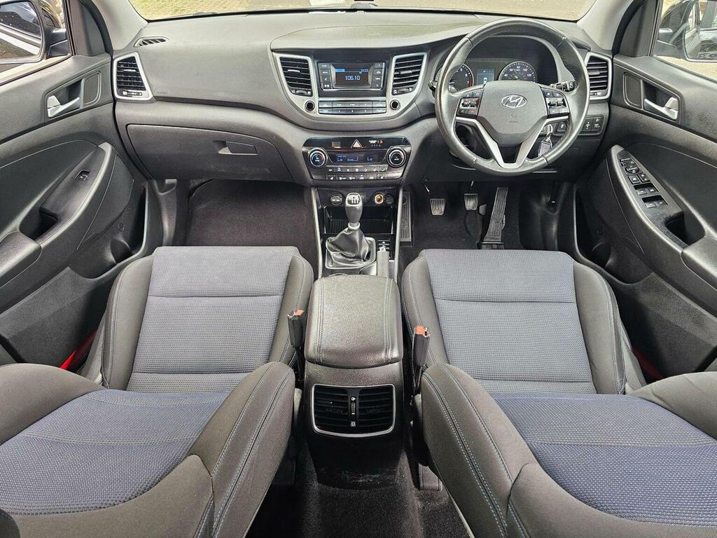 Hyundai Tucson 1.6 Gdi Blue Drive Se Euro 6 Ss 201867 NA67TLF Black #4