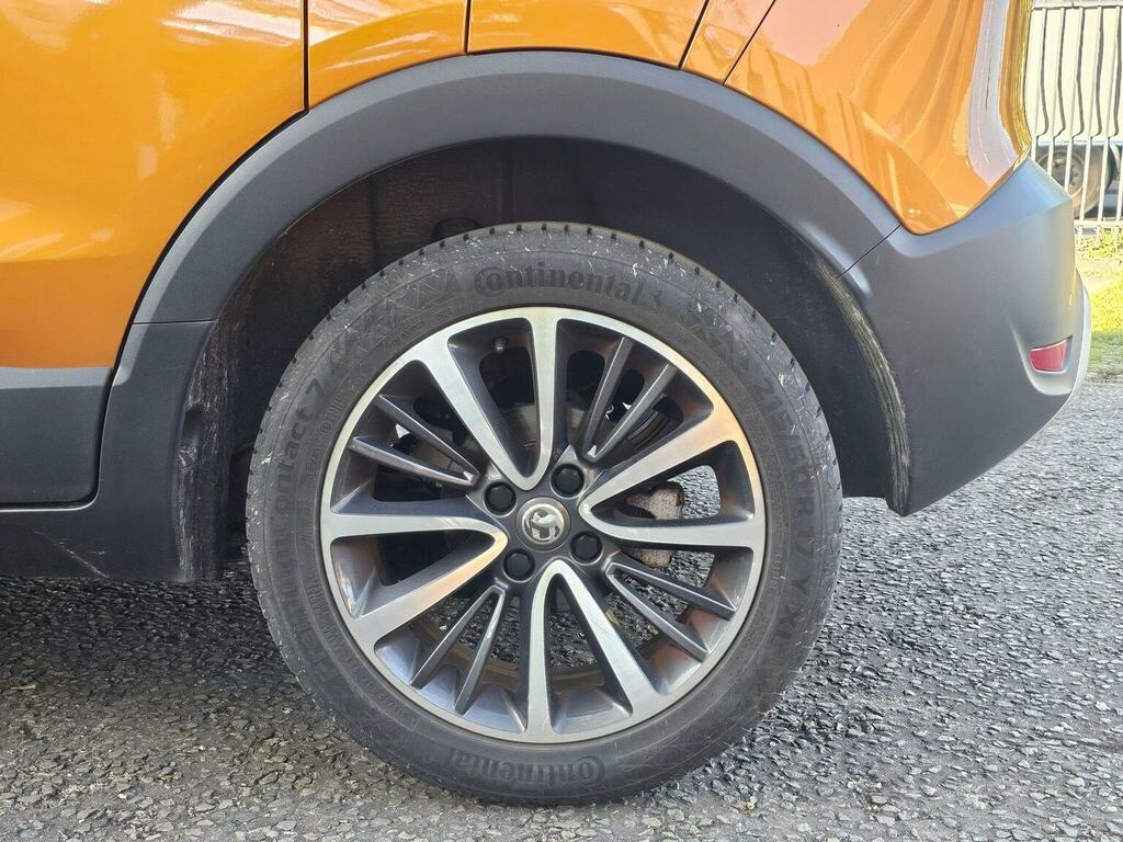 Vauxhall Crossland X Hatchback White #61