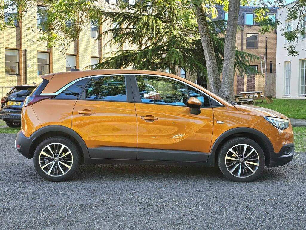Vauxhall Crossland X Hatchback White #23