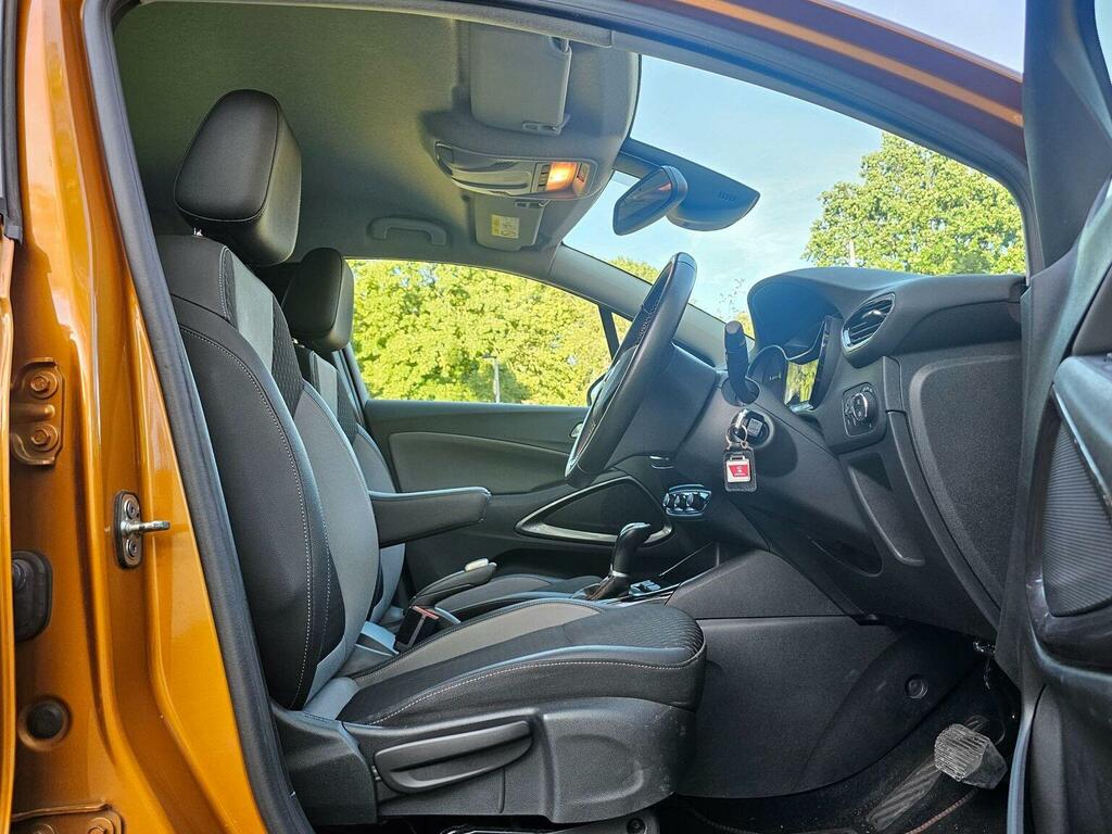Vauxhall Crossland X Hatchback White #7