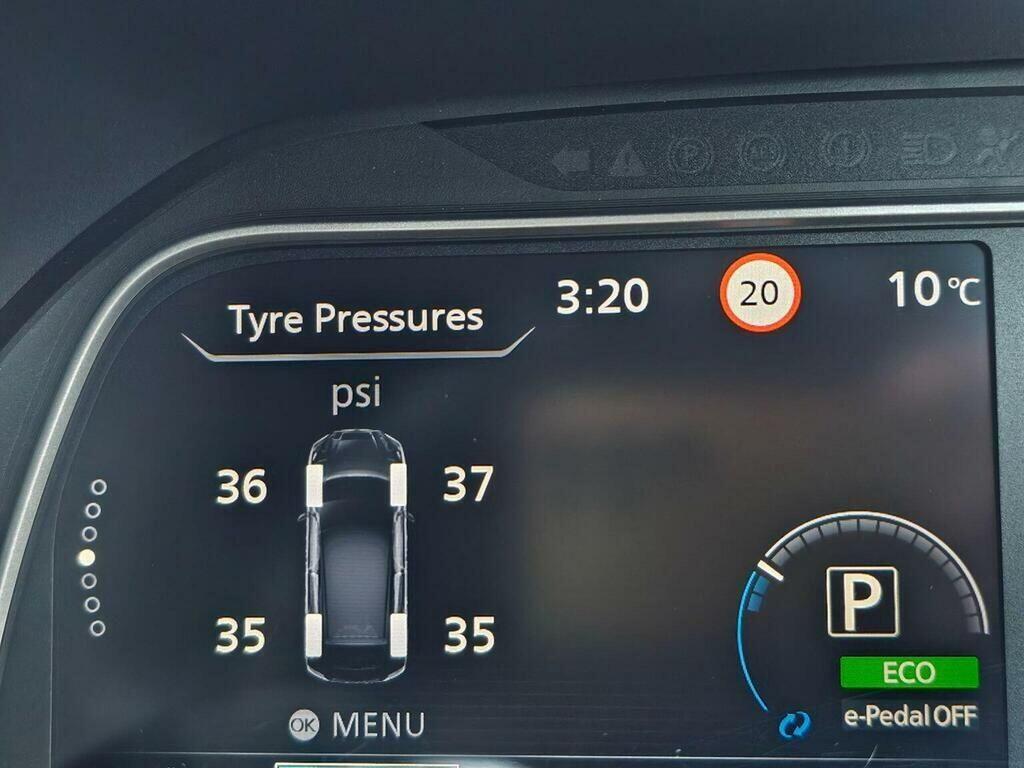 Nissan Leaf 110Kw N-connecta 40Kwh Brown #8