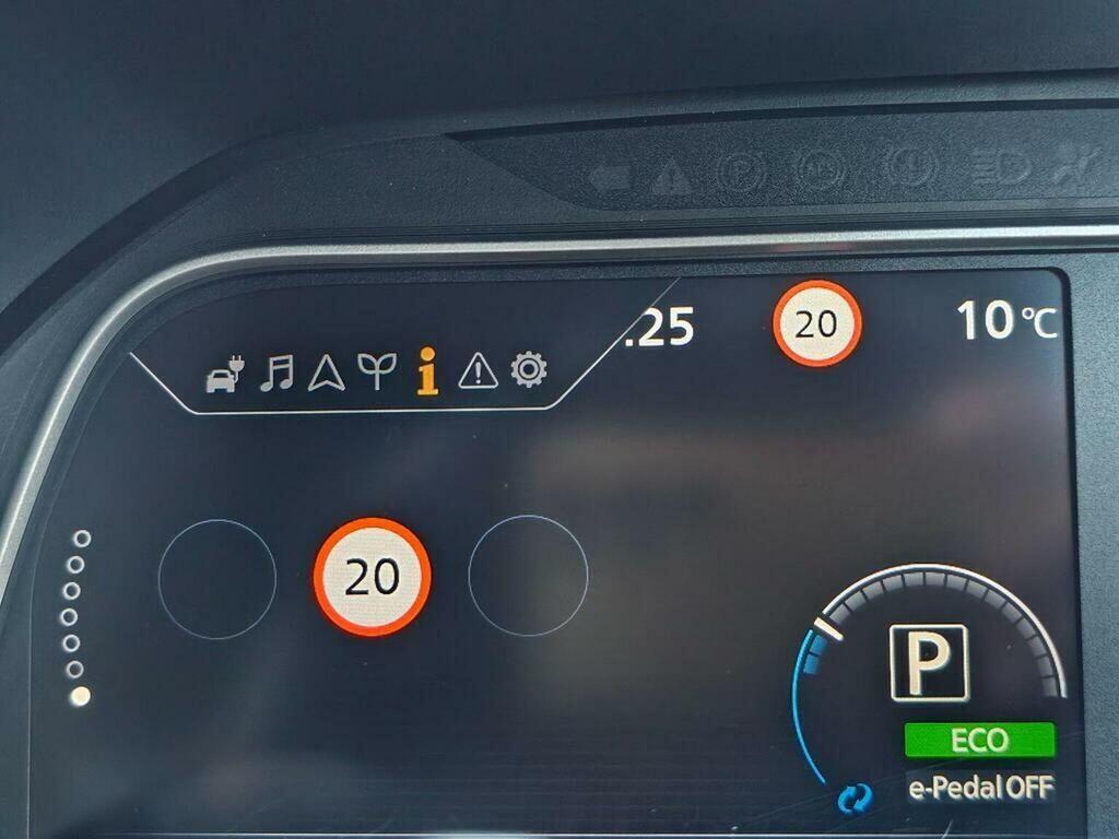 Nissan Leaf 110Kw N-connecta 40Kwh Brown #7