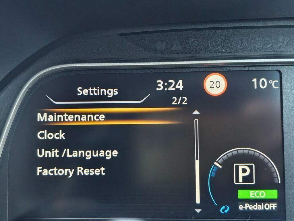 Nissan Leaf 110Kw N-connecta 40Kwh Brown #27