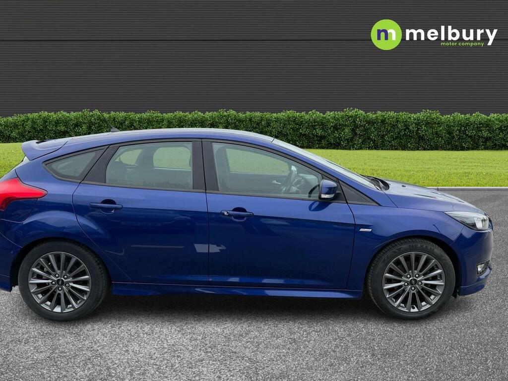 Ford Focus 1.0T Ecoboost St-line Hatchback EG18JXL Blue #4